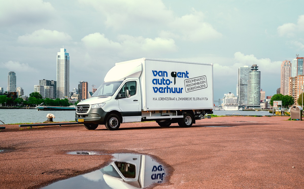 Autoverhuur in Rotterdam met haal- en brengservice.